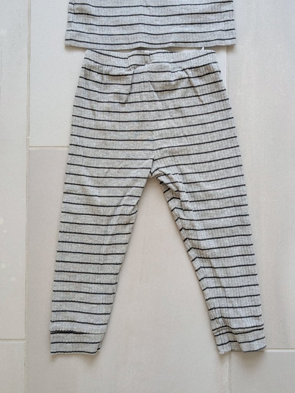 (4/$20) H&M - Ribbed Cotton Set - Picture 8 of 10